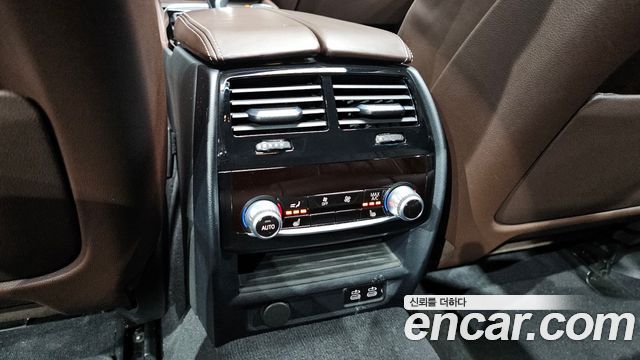 BMW 5-Series 530i M Sport Package