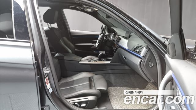 BMW 3-Series 330i M Sport