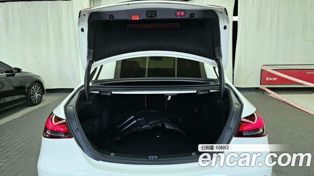 Mercedes-Benz E-Class E250 Avantgarde