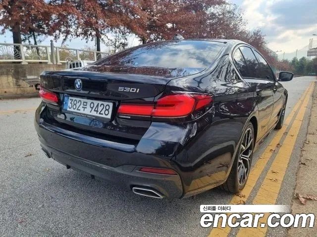 BMW 5-Series 530i xDrive M Sport Package