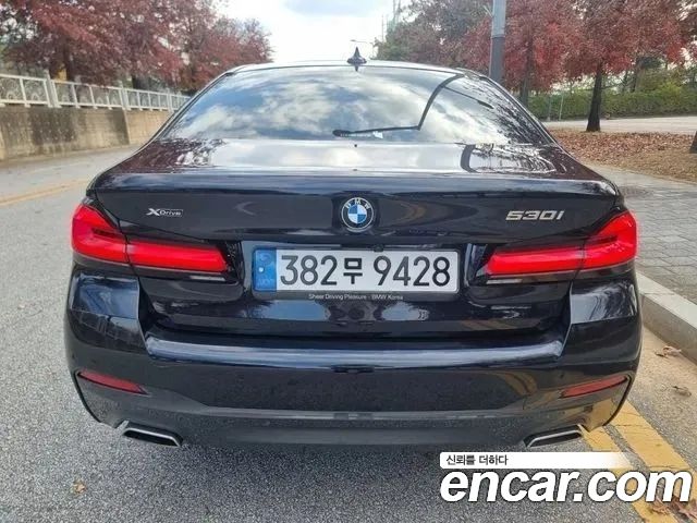 BMW 5-Series 530i xDrive M Sport Package