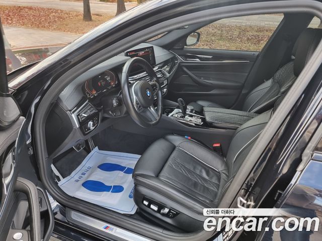 BMW 5-Series 530i xDrive M Sport Package