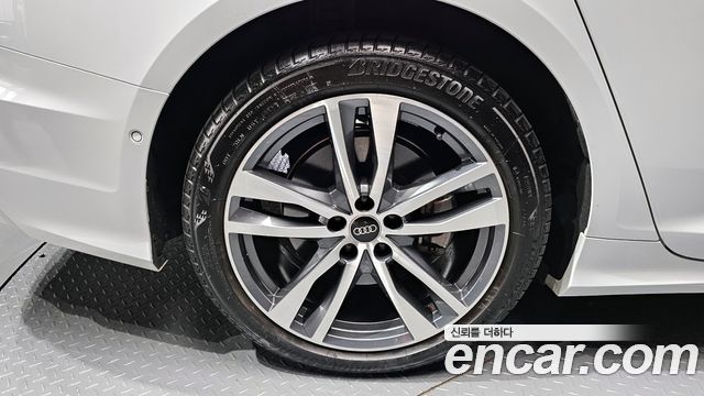 Audi A6 45 TFSI Premium