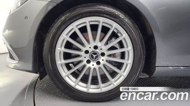 Mercedes-Benz E-Class E250 Exclusive