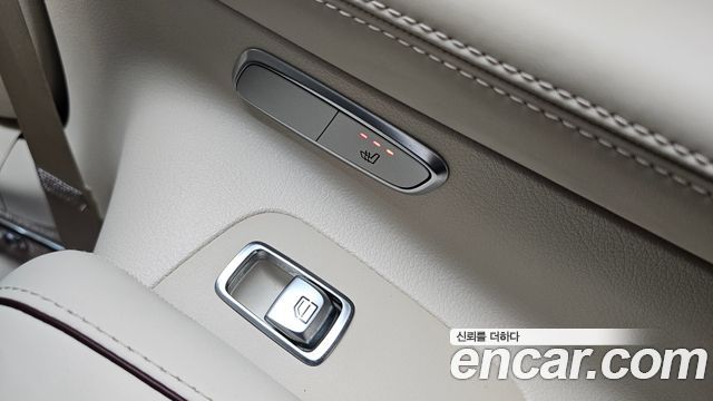 Mercedes-Benz E-Class E450 4MATIC Cabriolet