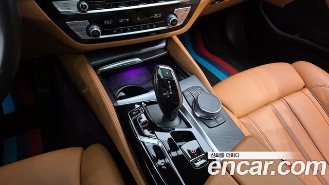 BMW 5-Series 520i M Sport