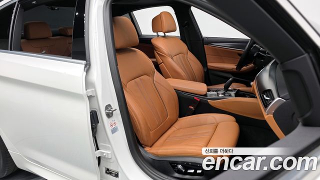 BMW 5-Series 520i M Sport