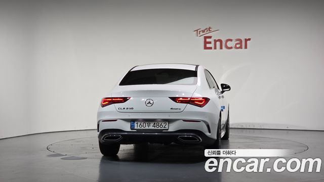 Mercedes-Benz CLA-Class CLA250 4MATIC