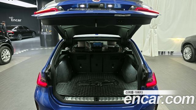 BMW 3-Series M340i xDrive Touring