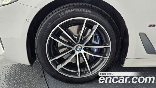 BMW 5-Series 523d xDrive M Sport