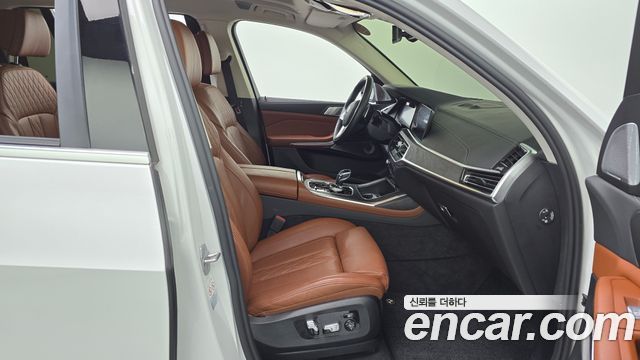 BMW X7 xDrive 40i Design Pure Excellence 6-Seater