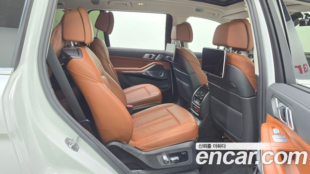 BMW X7 xDrive 40i Design Pure Excellence 6-Seater