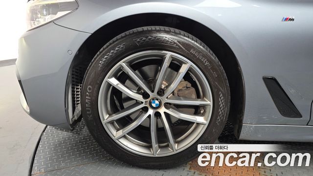 BMW 5-Series 520d M Sport Package Plus