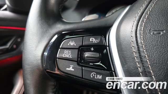 BMW 5-Series 520d M Sport Package Plus