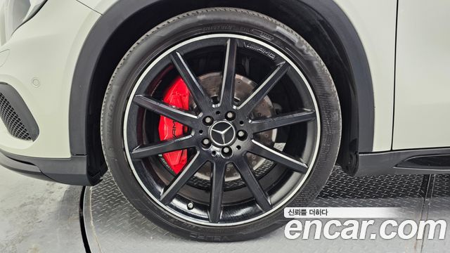 Mercedes-Benz GLA-Class GLA45 AMG 4MATIC