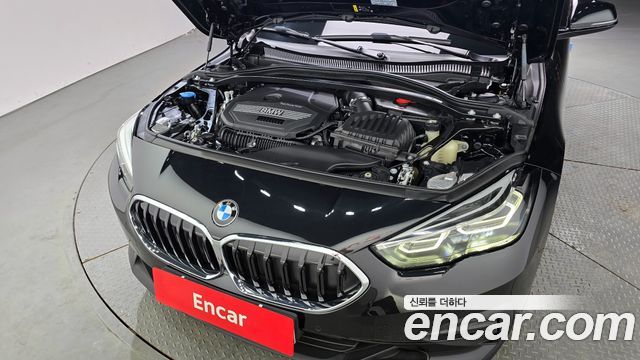 BMW 2-Series 220i Advantage