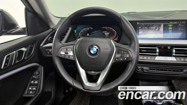 BMW 2-Series 220i Advantage