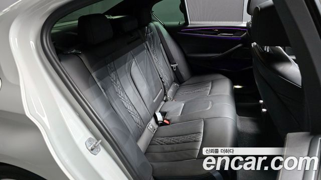 BMW 5-Series 530i M Sport Package
