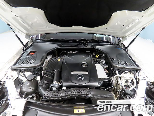 Mercedes-Benz E-Class E200 Avantgarde