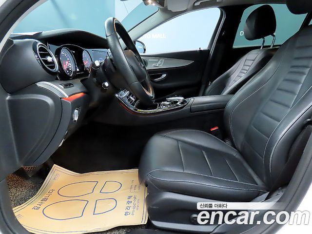 Mercedes-Benz E-Class E200 Avantgarde