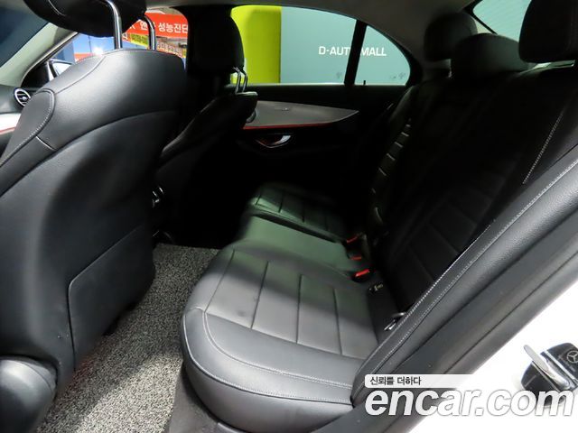 Mercedes-Benz E-Class E200 Avantgarde