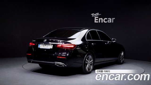 Mercedes-Benz E-Class E250 Avantgarde