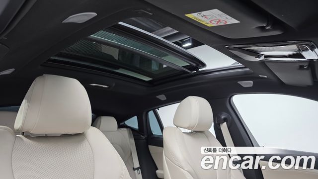 BMW X6 M50i
