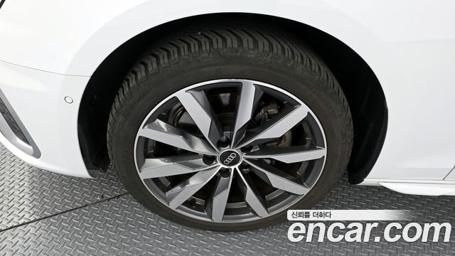 Audi A4 40 TFSI Premium