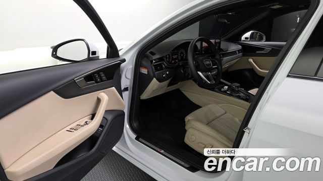 Audi A4 40 TFSI Premium