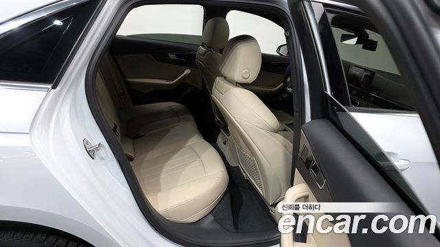 Audi A4 40 TFSI Premium