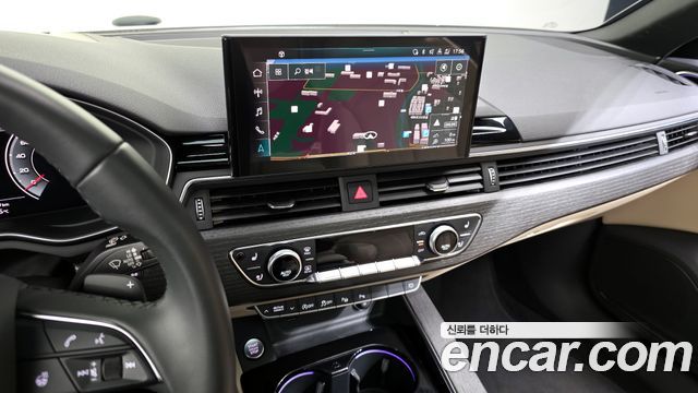 Audi A4 40 TFSI Premium