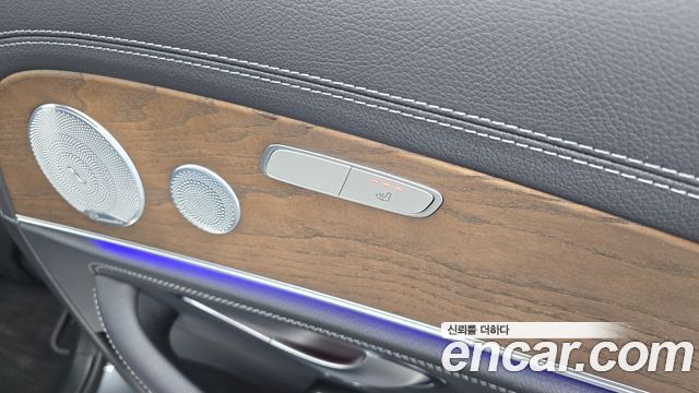 Mercedes-Benz E-Class E300 4MATIC Exclusive
