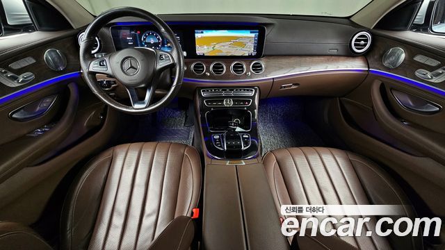 Mercedes-Benz E-Class E300 Exclusive