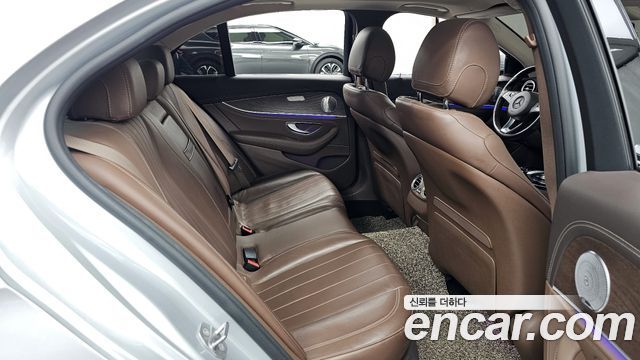 Mercedes-Benz E-Class E300 Exclusive