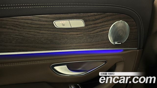 Mercedes-Benz E-Class E300 Exclusive