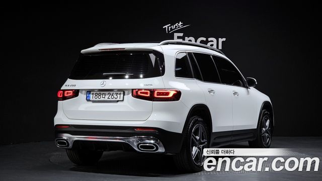 Mercedes-Benz GLB-Class GLB250 4MATIC