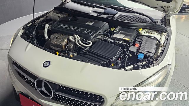 Mercedes-Benz CLA-Class CLA45 AMG 4MATIC