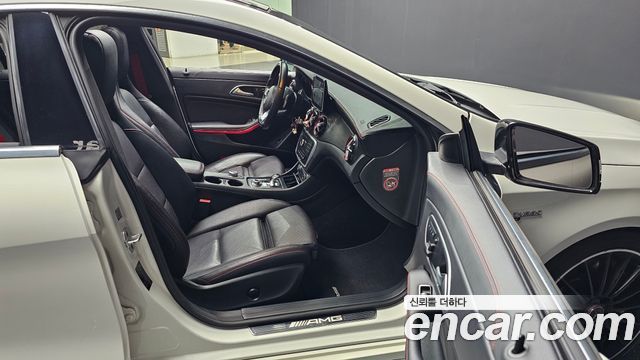 Mercedes-Benz CLA-Class CLA45 AMG 4MATIC