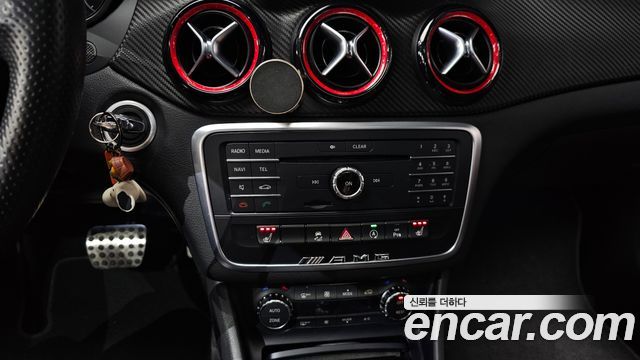 Mercedes-Benz CLA-Class CLA45 AMG 4MATIC