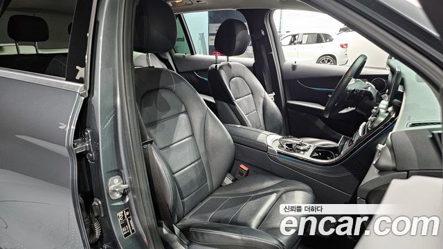 Mercedes-Benz GLC-Class GLC300 4MATIC