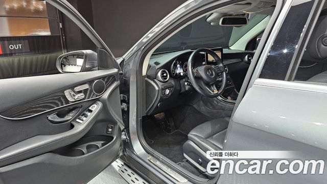 Mercedes-Benz GLC-Class GLC300 4MATIC