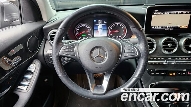 Mercedes-Benz GLC-Class GLC300 4MATIC