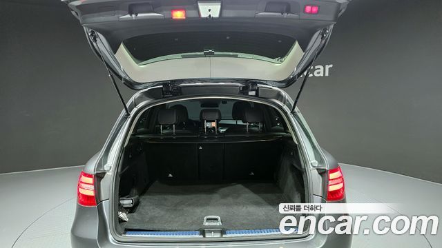 Mercedes-Benz GLC-Class GLC300 4MATIC