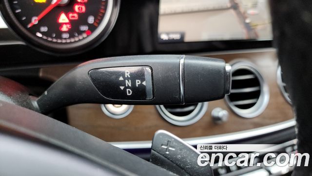 Mercedes-Benz E-Class E220d 4MATIC Exclusive