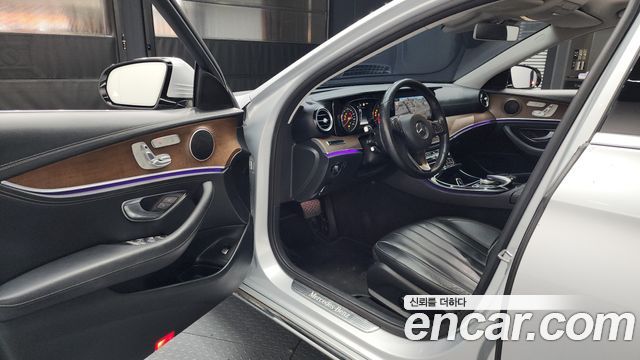 Mercedes-Benz E-Class E220d 4MATIC Exclusive