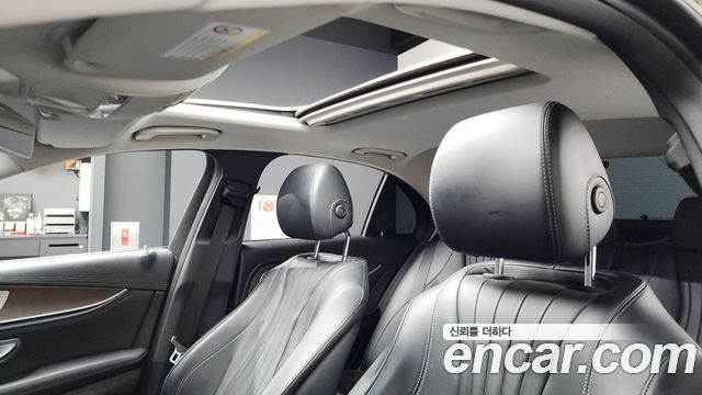 Mercedes-Benz E-Class E220d 4MATIC Exclusive