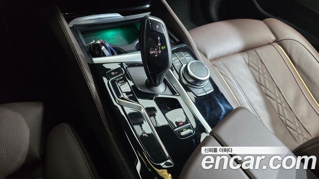BMW 5-Series 530i M Sport Package