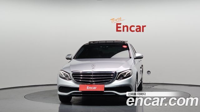 Mercedes-Benz E-Class E300 Exclusive