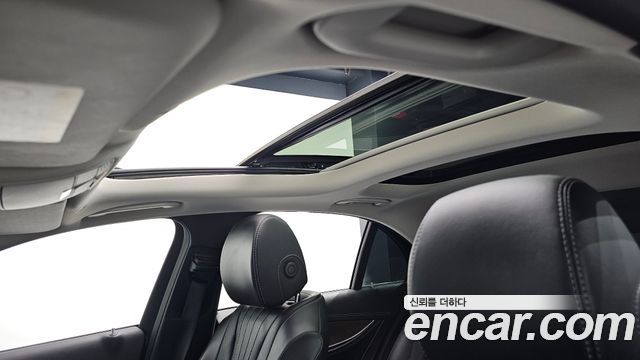 Mercedes-Benz E-Class E300 Exclusive