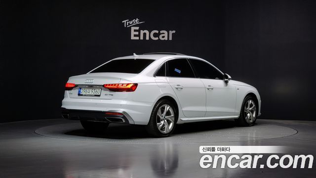 Audi A4 40 TFSI Premium